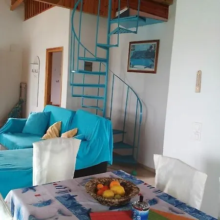 πέτρινο σπίτι με πισίνα Holiday home
